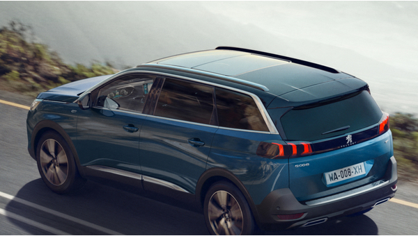 peugeot_5008_gt_85_0f7b0a2107bd05bb.jpg