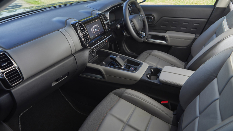 citroen_c5_aircross_suv_hybrid_98.jpg