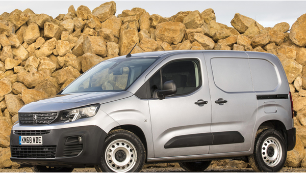 peugeot_partner_66_01fb013e0e9a0a08.jpg