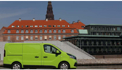 renault-trafic-panelvan (21).jpg
