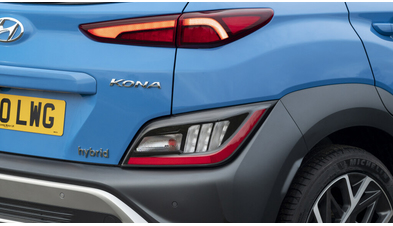 hyundai_kona_hybrid_175.jpg