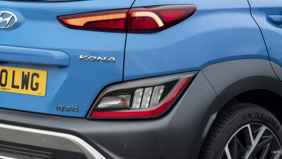 hyundai_kona_hybrid_175.jpg