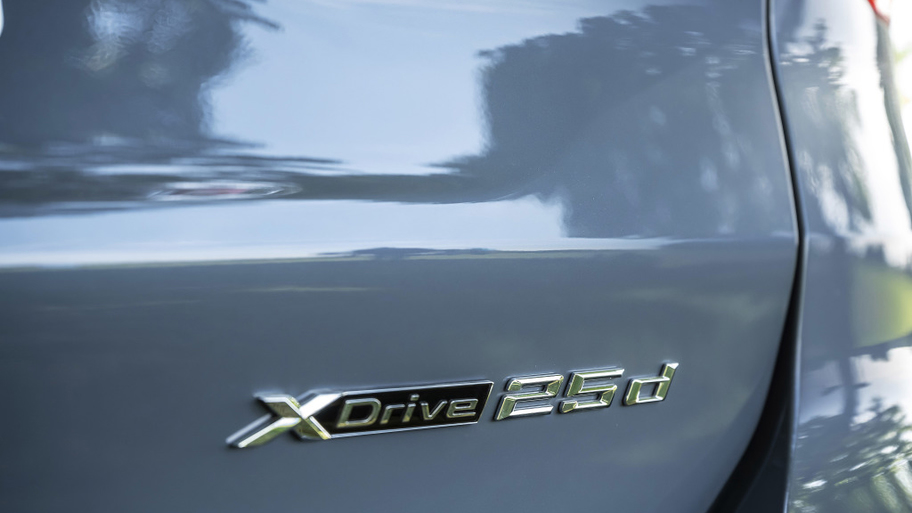 bmw_x1_xdrive25d_xline_64.jpg