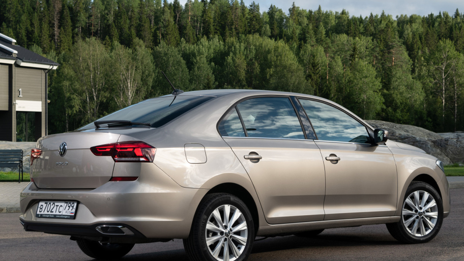 volkswagen_polo_105_0445027c0ebf0a18.jpg