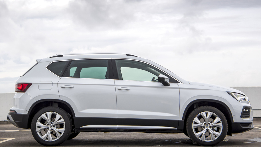 seat_ateca_xperience_34_035602ef0f900a6b.jpg
