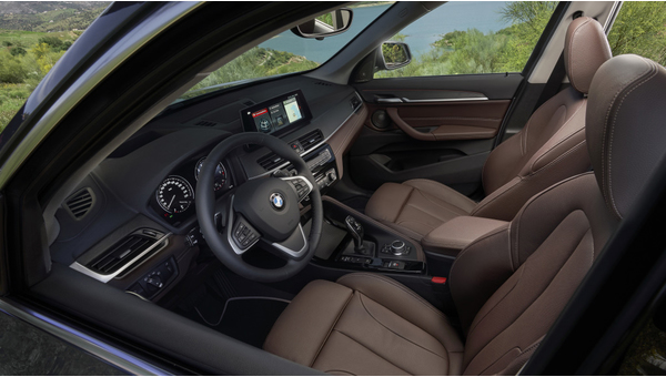 bmw_x1_xdrive25i_xline_50.jpg
