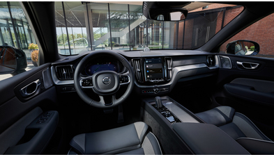 volvo_xc60_b5_awd_r-design_15.jpg