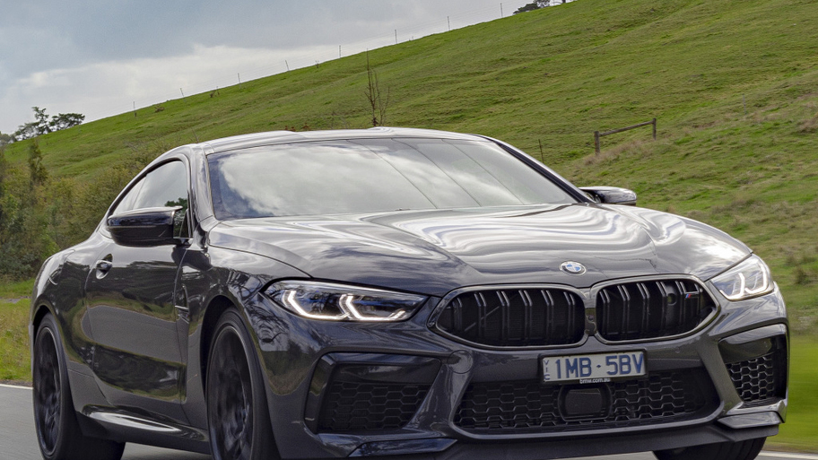 bmw_m8_competition_coupe_126_06d704950a4007a6.jpg