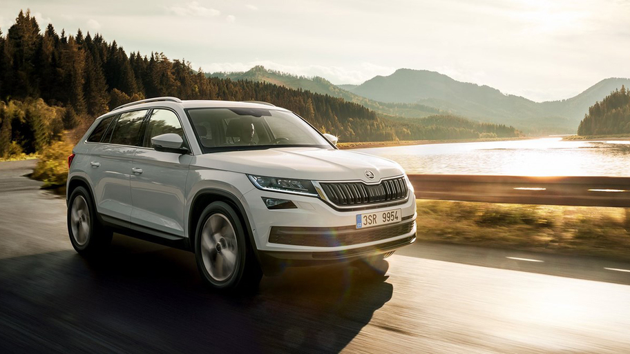 skoda-kodiaq-family-m62-exterior-01-23fc606cab3606b02120bbf22f0e062d-fill-1920x960.jpg
