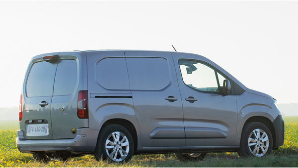 peugeot_partner_601_035a03db073a04d7.jpg
