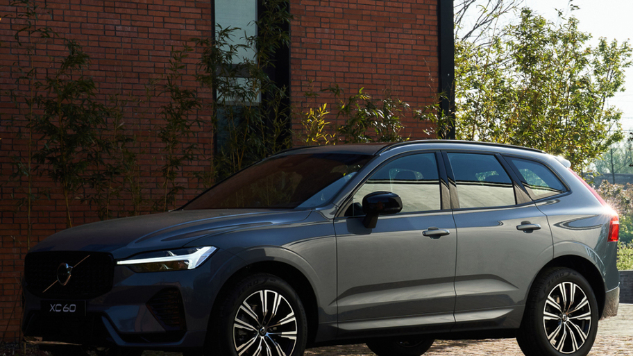 volvo_xc60_b5_awd_r-design_9_020a01f704630341.jpg