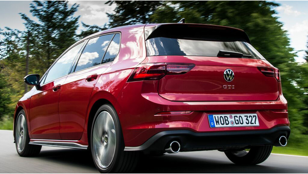volkswagen_golf_gti_220_044d03990b920808.jpg