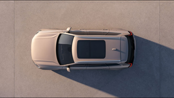 Volvo XC 90 üstten görünüm