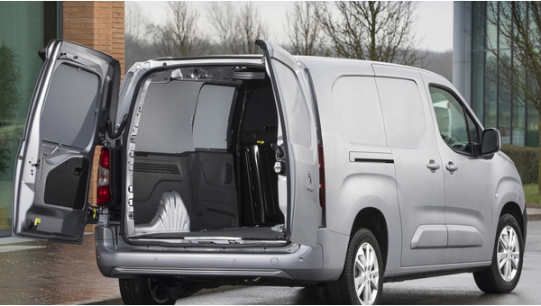 peugeot_partner_lwb_54_00c200640fec0ae3.jpg