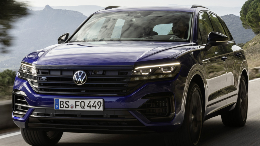 volkswagen_touareg_r_67_065505530dcc0958.jpg