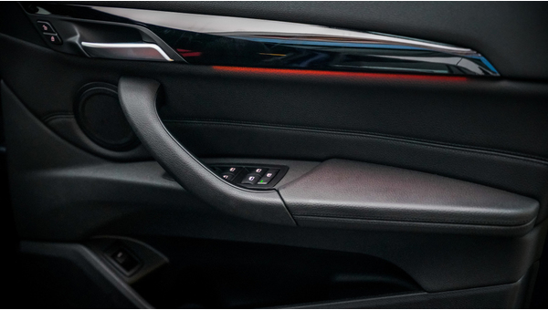 bmw_x1_sdrive18i_45.jpg