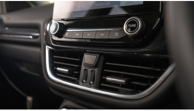 ford_puma_titanium_21.jpg