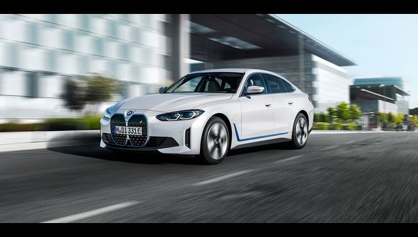 BMW i4