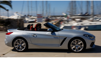 bmw_z4_sdrive20i_2_032800750b8e07ca.jpg