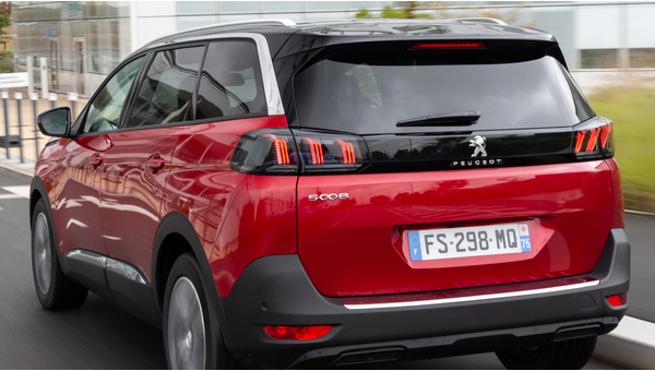 peugeot_5008_99_040702cd081805fc.jpg