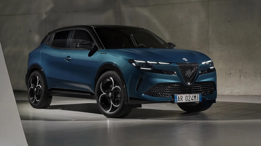 Alfa Romeo Junior Dış