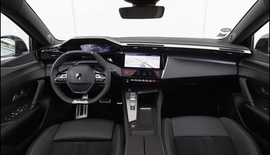 Üst düzey tasarımıyla PEUGEOT 308, güçlü karakteri ve dinamizmi sayesinde çevresindeki tüm arzu dolu bakışları üzerine topluyor. PEUGEOT 3D i-Cockpit ve ileri teknolojilerle donatılmıştır, bu sayede geçirdiğiniz her anın size özel ve keyifli olmasını garanti eder.