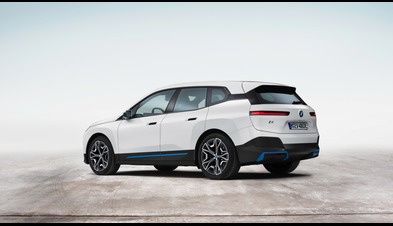 BMW İX