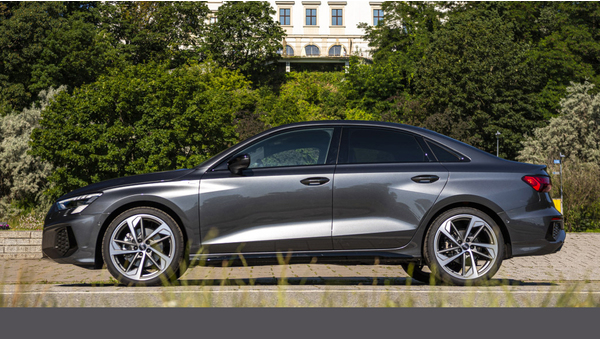 audi_a3_sedan_35_tfsi_s_line_66_014e014b0763053a.jpg