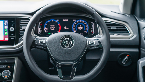 volkswagen_t-roc_712.jpg