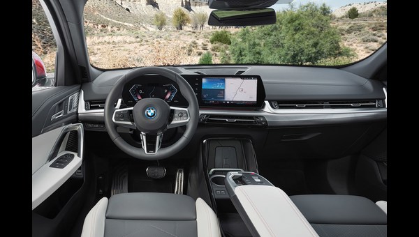 BMW iX2
