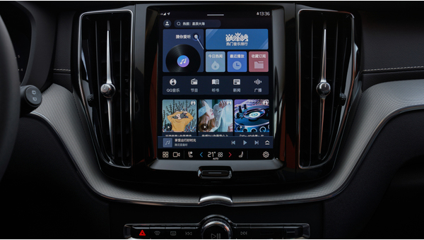 volvo_xc60_b5_awd_r-design_80.jpg