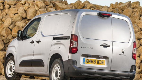 peugeot_partner_894_016e014a0d1c09c7.jpg