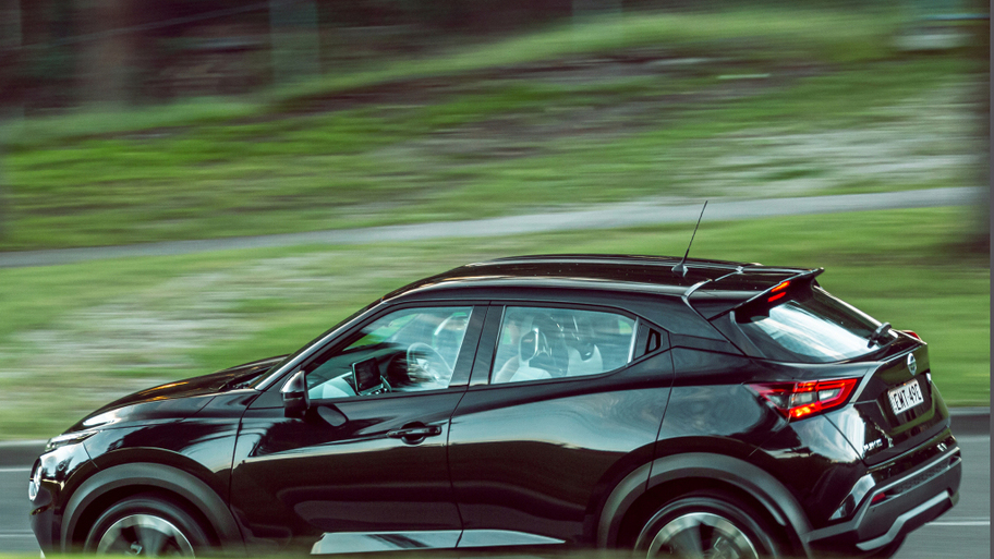 nissan_juke_st-l_262_02f601800a2507a3.jpg