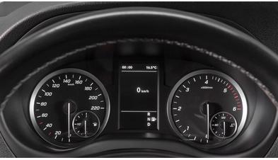 mercedes-vito-tourer---select (12).jpg
