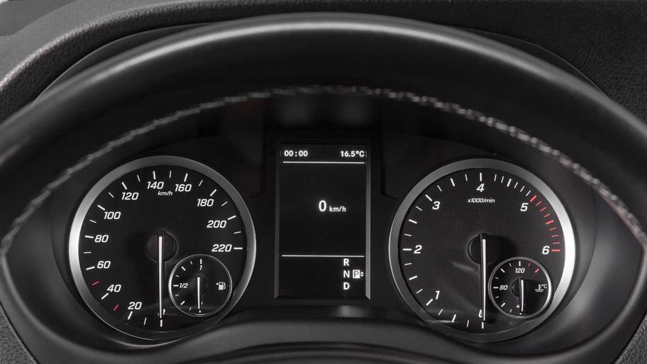 mercedes-vito-tourer---select (12).jpg