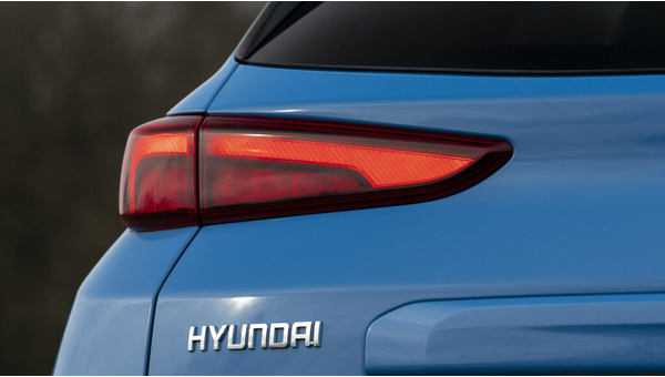 hyundai_kona_hybrid_7713.jpg