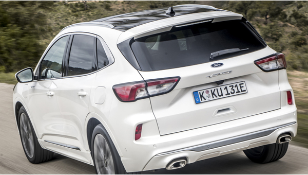 ford_kuga_vignale_plug-in_hybrid_73_0530032e0b4a086c.jpg