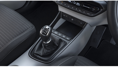 hyundai_i20_390.jpg hyundai_i20_390.jpg
