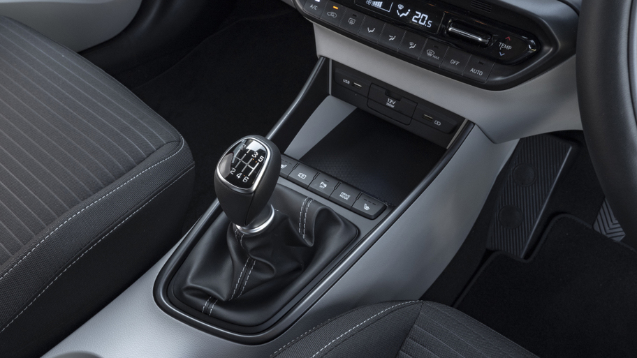 hyundai_i20_390.jpg hyundai_i20_390.jpg