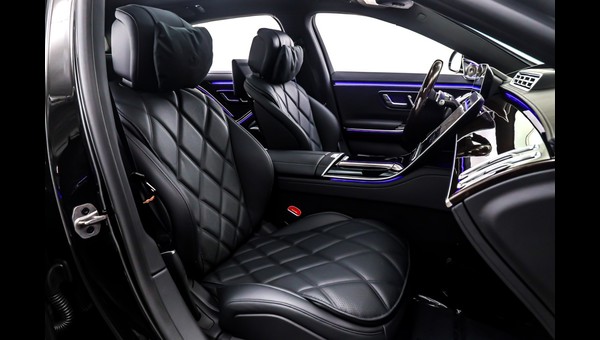 Mercedes-Benz Maybach Sedan