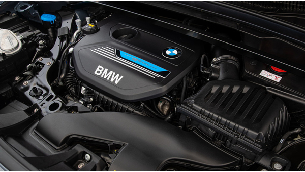 bmw_x1_xdrive25e_xline_20.jpg