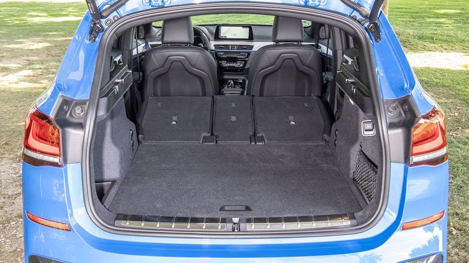 BMW X1 İç Tasarım .jpg