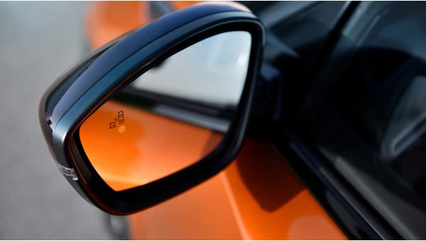 peugeot_2008_gt_31.jpg