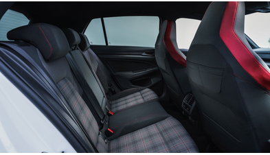 volkswagen_golf_gti_367.jpg