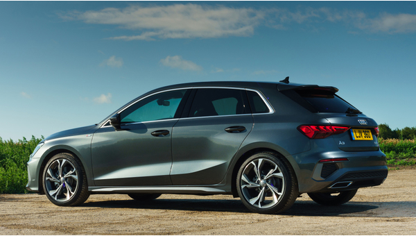 audi_a3_sportback_35_tfsi_s_line_59_08fe071313010cf8.jpg