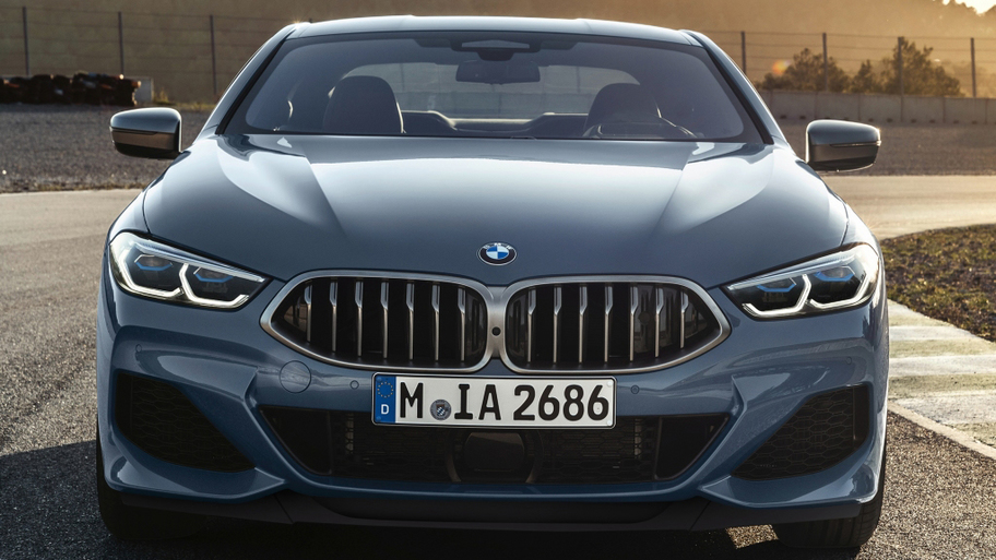 bmw_m850i_xdrive_2_023902950a4906dd.jpg