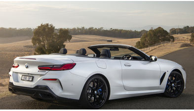 bmw_m850i_xdrive_cabrio_32_03bf019d0b57079a.jpg