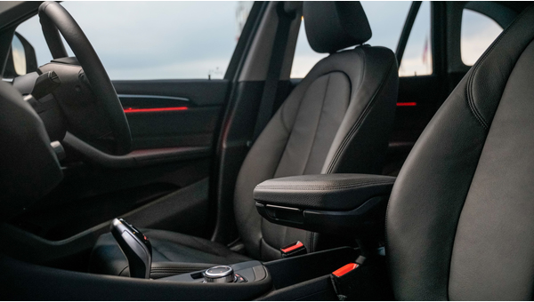 bmw_x1_sdrive18i_65.jpg