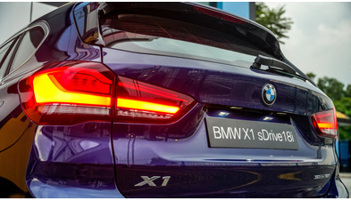 bmw_x1_sdrive18i_49.jpg