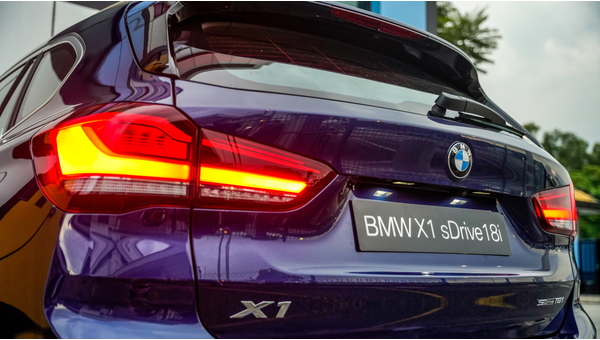 bmw_x1_sdrive18i_49.jpg